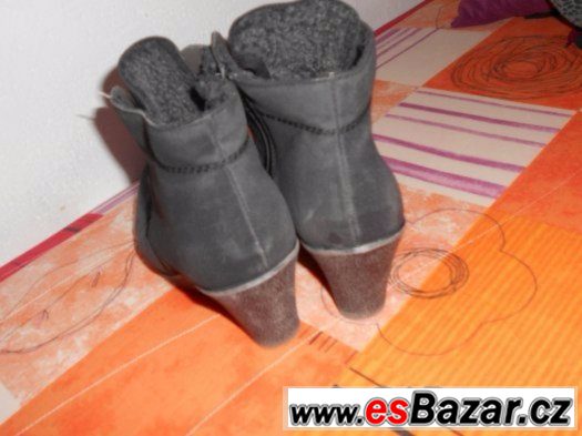 kozačky na klínku zn:Hm vel:41 – fotografie 3