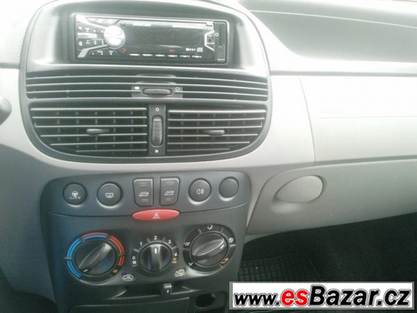 Fiat punto II 1,2 I 5-dvéř  – fotografie 6