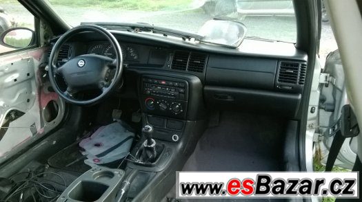 Opel Vectra B 1.8 16V 85kW – fotografie 3