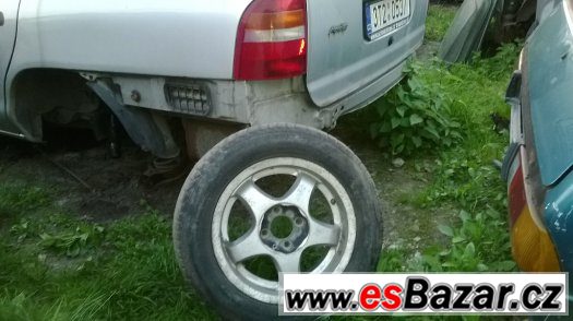 Plechové i hliníkové disky na starší vozidla – fotografie 3