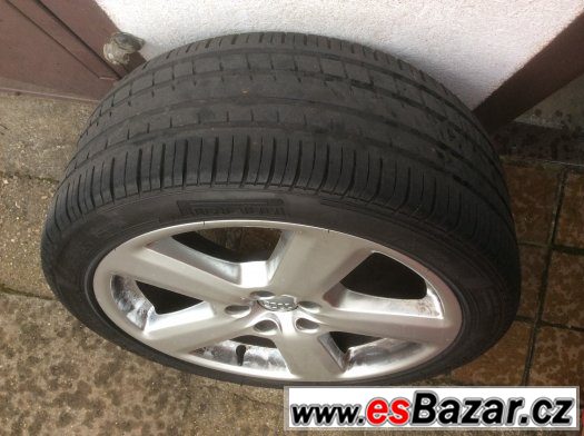 Pirelli PZero Rosso 245/40 ZR 18 97Y – fotografie 2