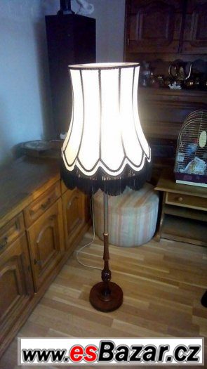 Prodám Lampu 146 cm – fotografie 1