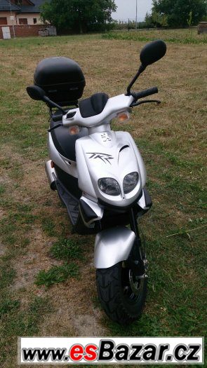 Prodam skutr Peugeot TKR 50 – fotografie 2