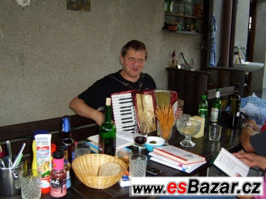 harmonikář ostravsko, Morava  t. 725872019 – fotografie 2