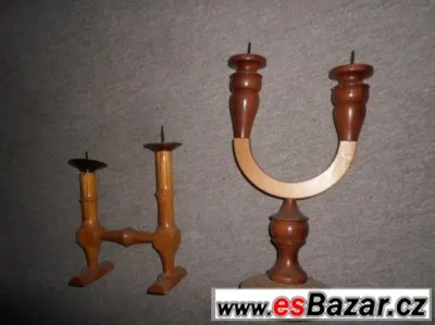 Daruji nebo levně prodám 2 dřevěné svícny