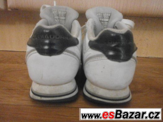 botičky DIADORA vel.29,stélka 18cm. – fotografie 3