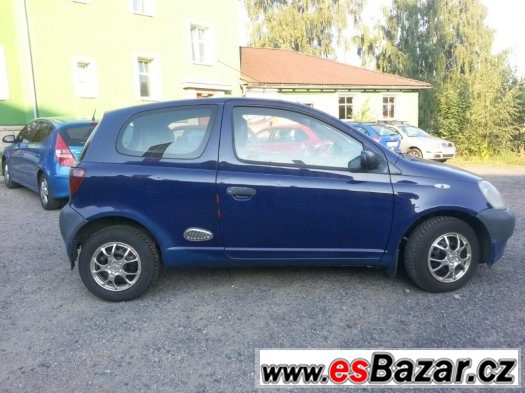 Toyota Yaris 1.0 50 kW benzín – fotografie 3