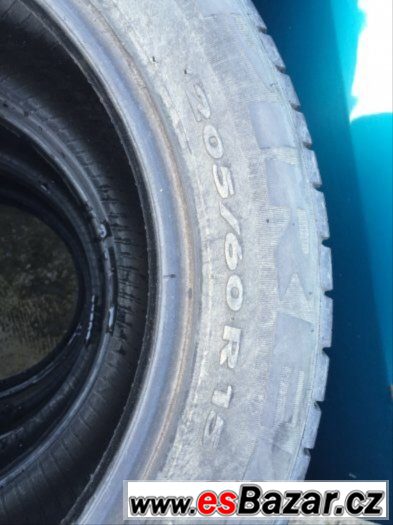 PRODÁM SADU LETNÍCH PNEU PIRELLI 205/60/15" – fotografie 3