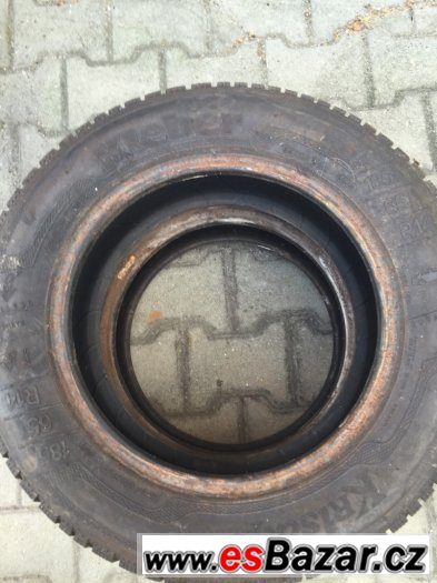 PRODÁM 2 kusy ZIMNÍ PNEU KLEBER KRISTAL 185/65/14" – fotografie 2