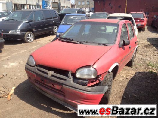Prodám náhradní díly na Opel Corsa 1.4i, r.v.1996 – fotografie 1