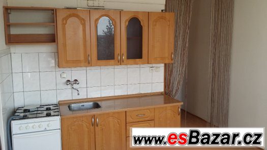 Pronajmu byt 1+1, Chomutov, Jirkovská – fotografie 1