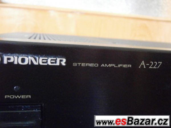 Zesilovač Pioneer A-227 – fotografie 4