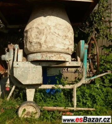 Zachovalá použitá míchačka
