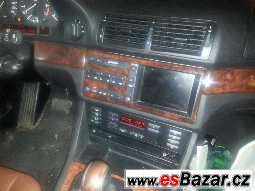 Prodám na díly BMW 528i touring E39 – fotografie 2