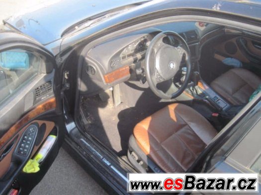 Prodám na díly BMW 528i touring E39 – fotografie 5