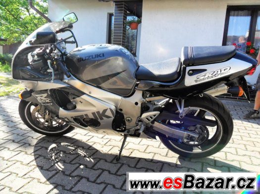 Suzuki gsxr 600 srad motor n716 – fotografie 2