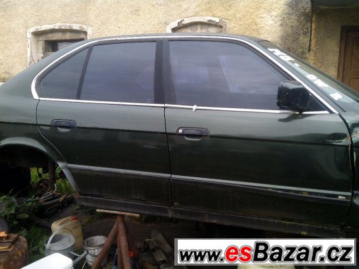 Náhradní díly z BMW E34 530, 535i – fotografie 2