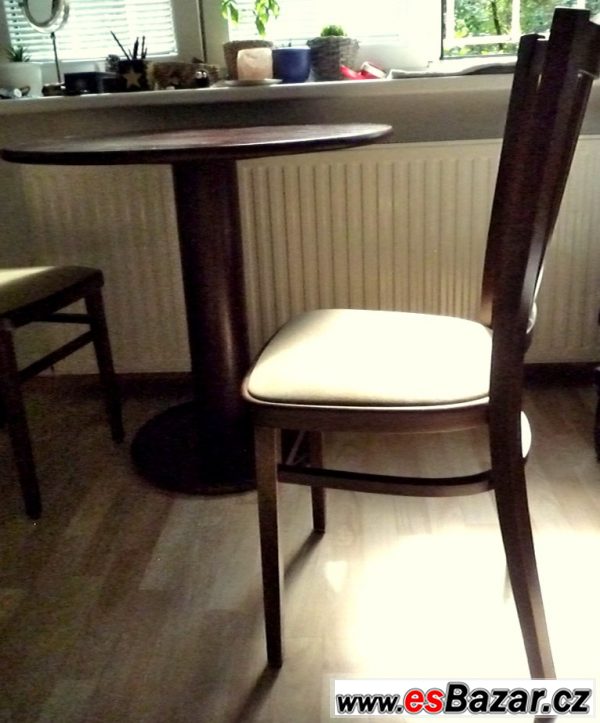 Kulatý stůl na zakázku + židle – fotografie 3
