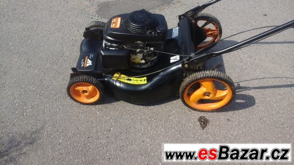 Sekačka Mc Culloch 5553D - pojezd – fotografie 1