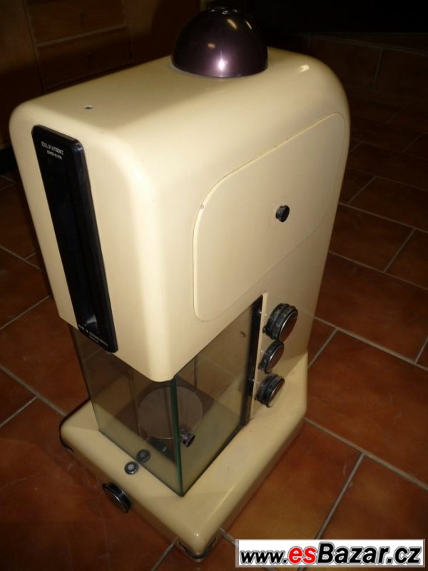 Poloautomatické laboratorní váhy – fotografie 4