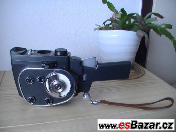 Stará film. kamera – fotografie 1