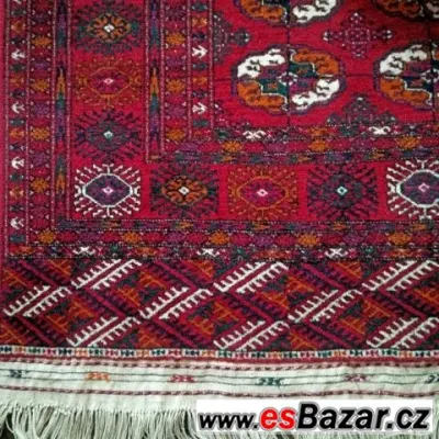 Turkmenský koberec