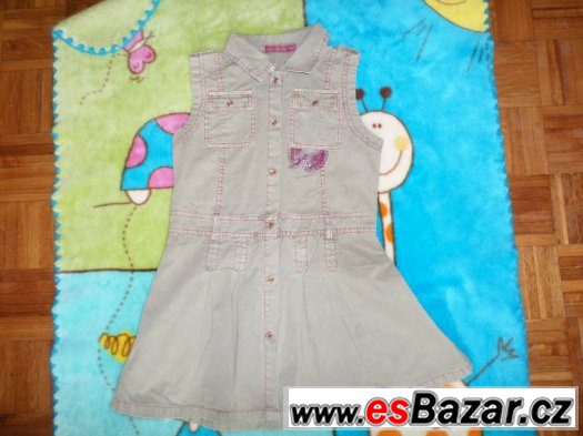 Šaty vel 130 barva do zelenkava – fotografie 1