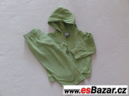 souprava nike vel 12-24 – fotografie 1