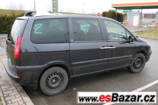 Peugeot 807 3.0 V6, automat – fotografie 1