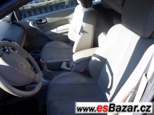 Renault Megane II 1,9DCi 88kW - rok 2004 - Náhradní díly – fotografie 2