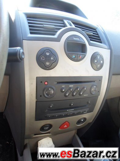 Renault Megane II 1,9DCi 88kW - rok 2004 - Náhradní díly – fotografie 3