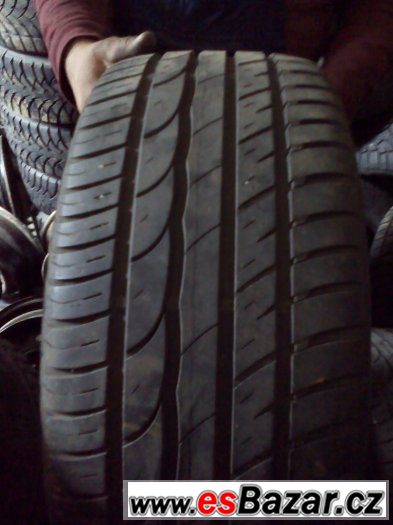 Barum bravuris 2 235/45/zr17 – fotografie 1