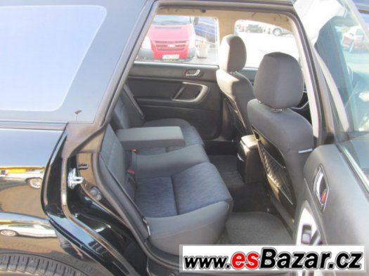 Subaru Outback 2.0D AWD ČR 1.maj serviska – fotografie 4