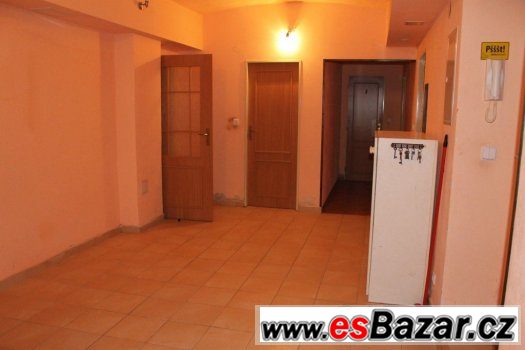 Prodej nebytový prostor 134 m², Praha 10 – fotografie 1