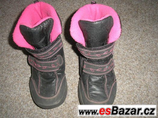 Zimní dívčí botičky – fotografie 2