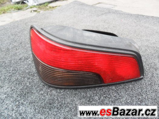 Peugeot 306 zadní světlo – fotografie 2