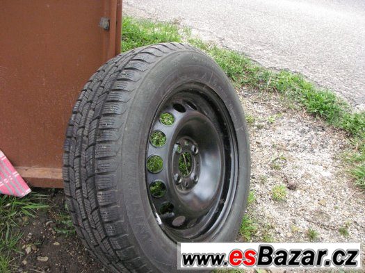 Zimní pneu s diskama na Fiat punto Panda – fotografie 3