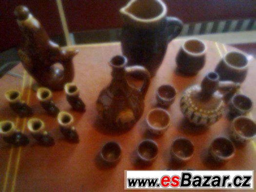 Prodám hnědou keramiku – fotografie 1