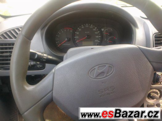Hyundai Accent 1.4 r.v. 2005 – fotografie 5
