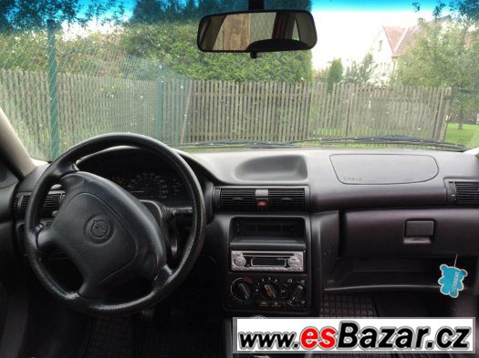 Prodám Opel Astra F, 1.6 16V – fotografie 5