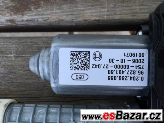 Elektrická ruční brzda Citroen C4 – fotografie 2