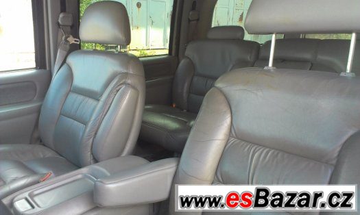 Chevrolet Suburban 2500 – fotografie 5