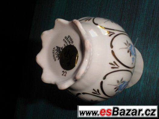 RUŽOVÁ PORCELÁNOVÁ VÁZIČKA – fotografie 3