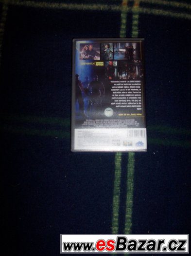 VHS film: Universální voják – fotografie 3