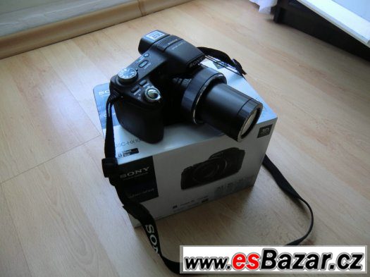 Digitální ultrazoom Sony DSC-HX 100V za 50% PC – fotografie 1