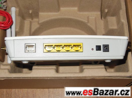 Zyxel P660HN-FxZ ADSL2+ – fotografie 3