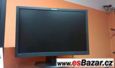 24" LCD Lenovo L2440p roční záruka