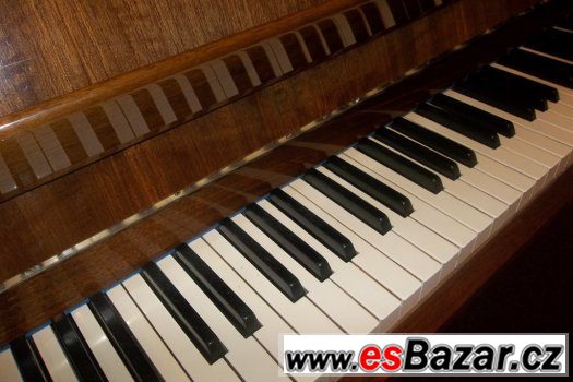 Pianino Petrof s dopravou zdarma do 100 km – fotografie 4