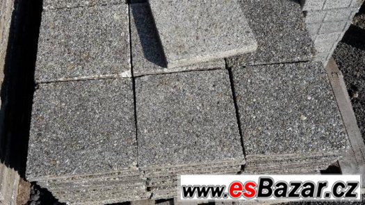 Prodám venkovní dlažbu 30x30x3cm – fotografie 1