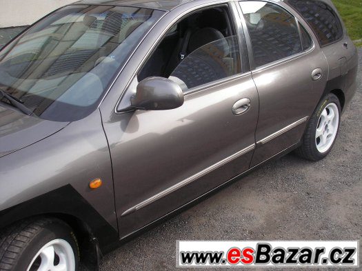 Hyundai Lantra 1.6 – fotografie 3